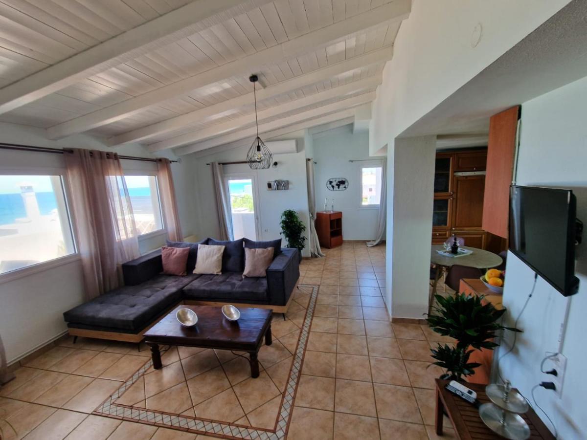 Astra Sea View Apartment, Sea Front Kokkini Hani Exteriör bild