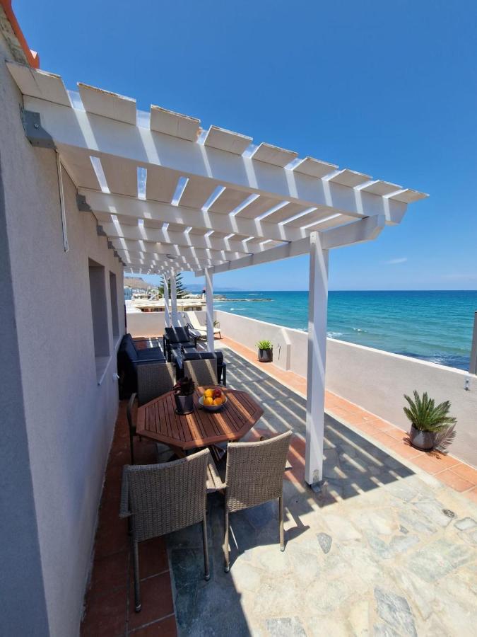 Astra Sea View Apartment, Sea Front Kokkini Hani Exteriör bild