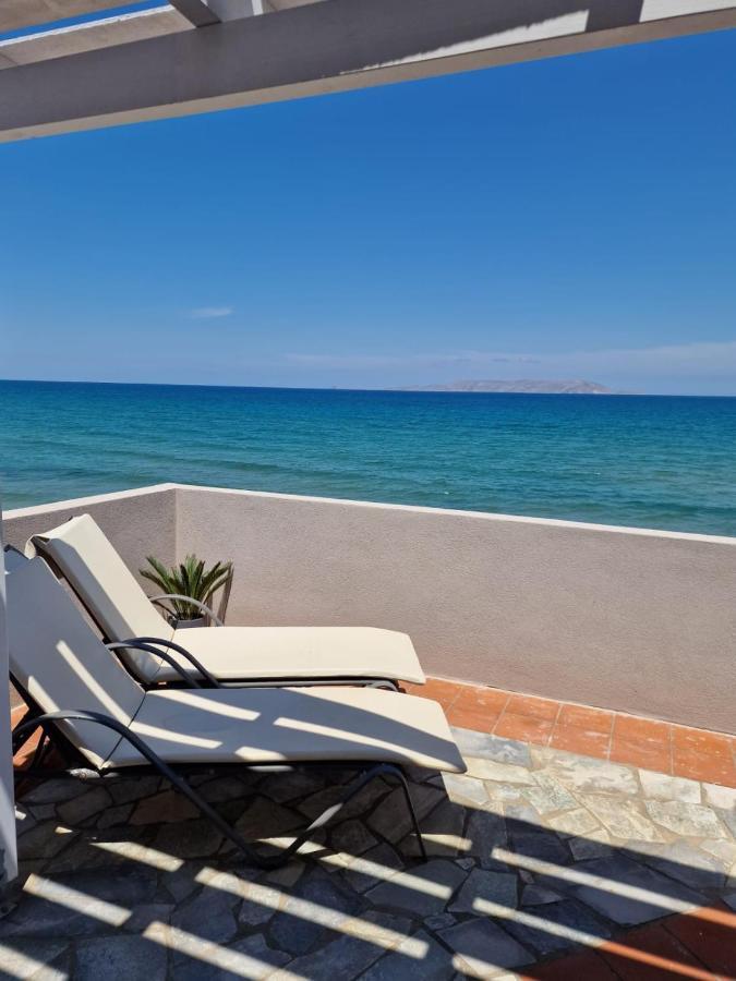 Astra Sea View Apartment, Sea Front Kokkini Hani Exteriör bild